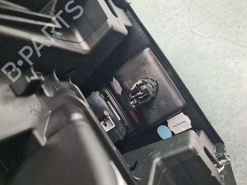 Armrest / Center console RENAULT MEGANE IV Hatchback (B9A/M/N_) 1.3 TCe 100 (B9N8) | BP33004784I20  - Image 16