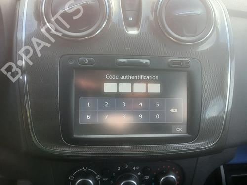 Used Radio DACIA SANDERO II TCe 90 (B8M1, B8MA, B8AC) (90 hp) 33017155