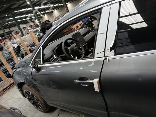 Used Left front door RENAULT CLIO V (B7_) 1.0 TCe 90 (B7MT) (91 hp) 33018869