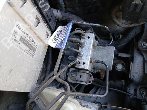 Used ABS pump AUDI A1 Sportback (8XA, 8XF) 1.0 TFSI (82 hp) 33025064