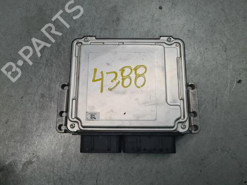 Computer motormanagement PEUGEOT 308 SW II (LC_, LJ_, LR_, LX_, L4_) 1.5 BlueHDi 130 (131 hp) 33041092