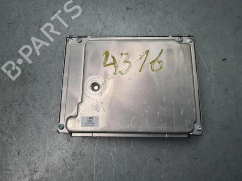 Computer motormanagement BMW 6 (E63) 650 i (367 hp) 33041094