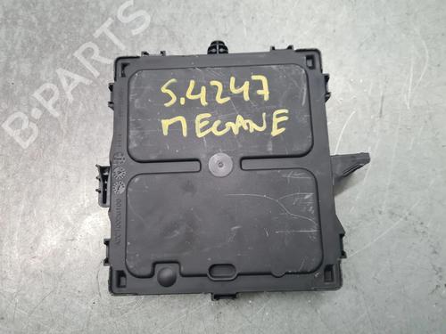 Used Electronic module RENAULT MEGANE IV Hatchback (B9A/M/N_) 1.5 Blue dCi 115 (B9A6) (116 hp) 33041096