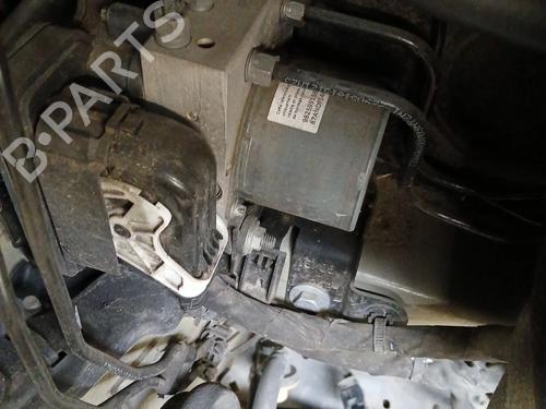 Used ABS pump PEUGEOT 308 SW II (LC_, LJ_, LR_, LX_, L4_) 1.5 BlueHDi 130 (131 hp) 33041107