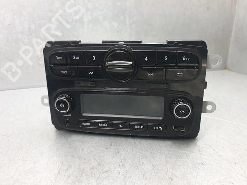 Used Radio Radio SMART FORFOUR Hatchback (453) 1.0 (453.042, 453.043) (71 hp) 32187903 32187903