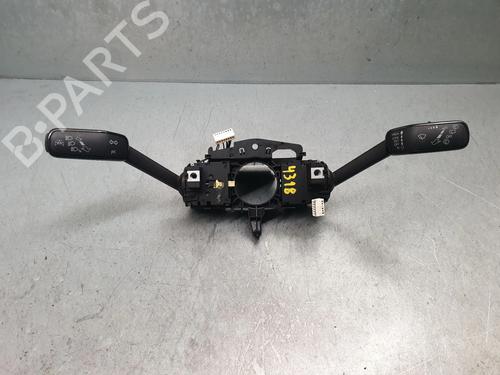 Used Steering column stalk Steering column stalk VW GOLF VII (5G1, BQ1, BE1, BE2) 1.6 TDI (105 hp) 32194137 32194137
