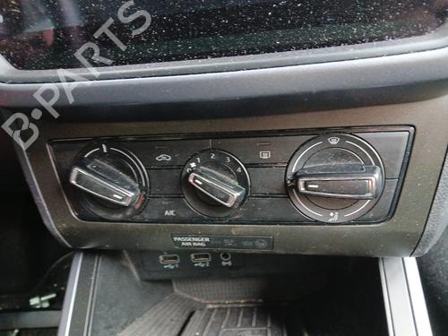Commande Chauffage SEAT ARONA (KJ7, KJP) 1.6 TDI (95 hp) 33161174