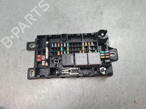 Sikringsdåse JAGUAR E-PACE (X540) 2.0 D150 AWD (150 hp) 33199959