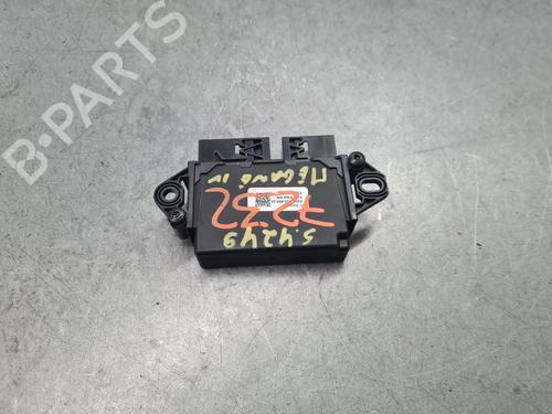 Módulo eletrónico RENAULT MEGANE IV Hatchback (B9A/M/N_) 1.3 TCe 100 (B9N8) (102 hp) 33205323