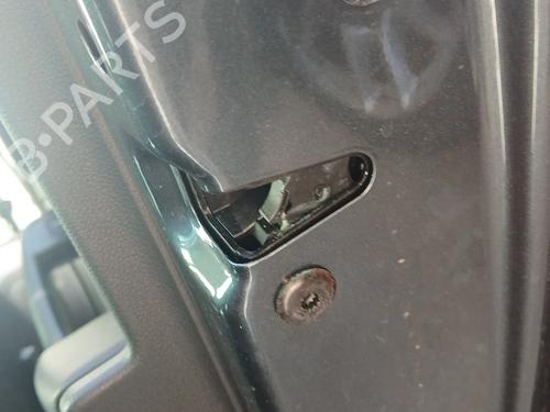 Højre bagtil lås SKODA OCTAVIA III Combi (5E5, 5E6) 1.0 TSI (115 hp) 33205352