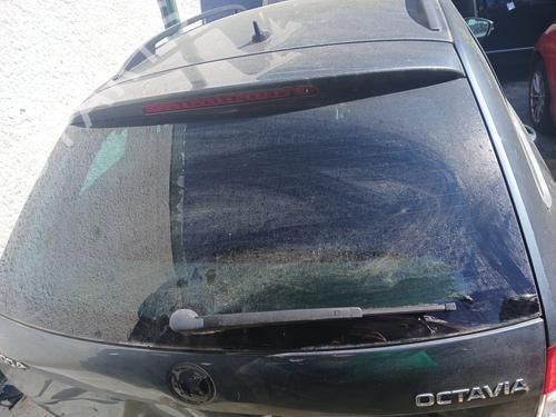 Used Bootlid window Bootlid window SKODA OCTAVIA III Combi (5E5, 5E6) 1.0 TSI (115 hp) 33205369 33205369