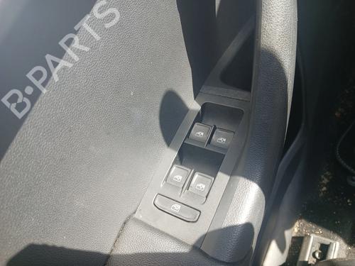 Used Left front window switch Left front window switch SKODA OCTAVIA III Combi (5E5, 5E6) 1.0 TSI (115 hp) 33205377 33205377