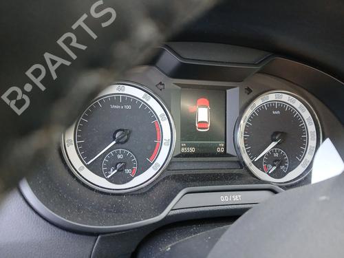 Used Instrument cluster Instrument cluster SKODA OCTAVIA III Combi (5E5, 5E6) 1.0 TSI (115 hp) 33205380 33205380