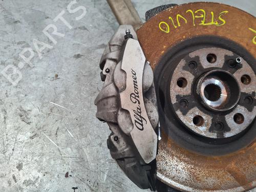 Used Right front brake caliper Right front brake caliper ALFA ROMEO STELVIO (949_) 2.2 JTDM Q4 (949.AXE2A) (190 hp) 33218043 33218043