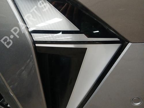 Used Right daytime light Right daytime light RENAULT CAPTUR II (HF_) TCe 140 (HFN0) (140 hp) 33245060 33245060