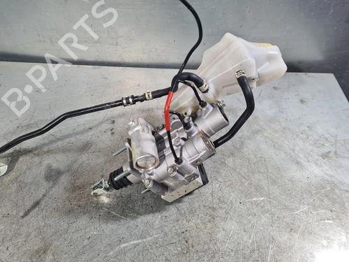 Used Servo brake Servo brake TOYOTA C-HR (_X1_) 1.8 Hybrid (ZYX10_, ZYX11_, ZYX10R, ZYX11R) (122 hp) 30101258 30101258