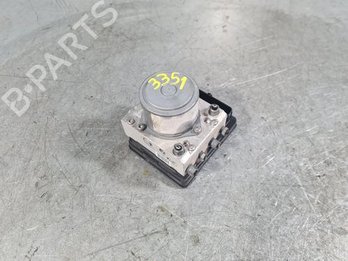 Used ABS pump ABS pump FIAT 500X (334_) 1.6 D Multijet (334AXA1B, 334AXA11) (120 hp) 22744813 22744813
