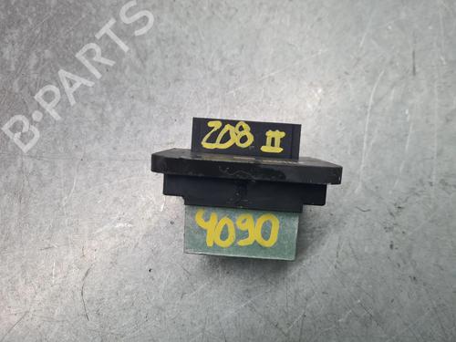 Used Other Other PEUGEOT 208 II (UB_, UP_, UW_, UJ_) 1.2 PureTech 100 (101 hp) 33289040 33289040