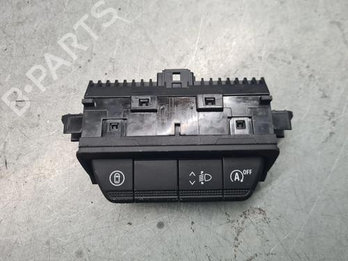 switch-renault-captur-ii-hf_-2020-33289091 main image