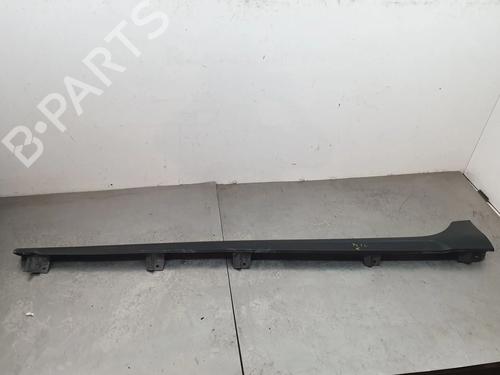 Used Left sideskirt Left sideskirt SEAT ARONA (KJ7, KJP) 1.0 TSI (116 hp) 33323080 33323080
