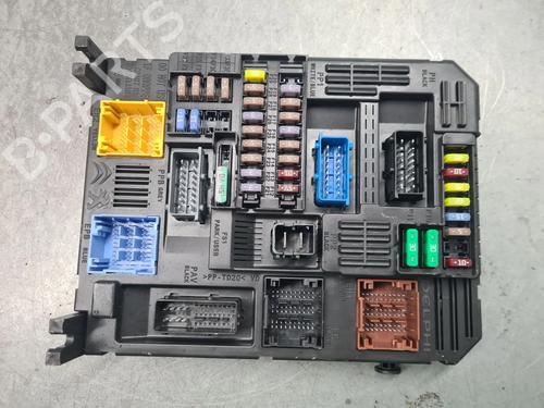Used Fuse box Fuse box PEUGEOT 508 SW II (FC_, FJ_, F4_) 1.5 BlueHDi 130 (131 hp) 33325028 33325028