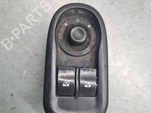Used Left front window switch Left front window switch RENAULT MASTER III Van (FV) 2.3 dCi 165 FWD (FV0P, FV0U, FV11, FV12, FV1E) (163 hp) 33326635 33326635
