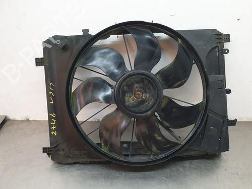 Used Radiator fan Radiator fan MERCEDES-BENZ E-CLASS (W212) E 220 CDI / BlueTEC (212.001, 212.002) (170 hp) 33329585 33329585