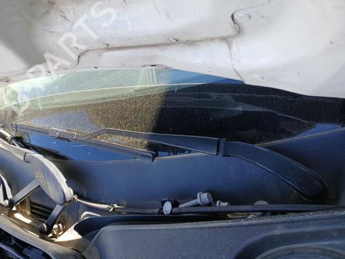 front-windshield-wiper-arm-mercedes-benz-glc-x253-2015-2016-2017-2018-2019-2020-2021-2022-33428840 main image