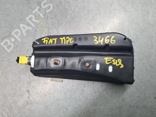 left-seat-airbag-fiat-tipo-hatchback-356_-357_-2016-24532518 main image