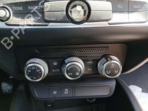 climate-control-audi-a1-8x1-8xk-2010-2011-2012-2013-2014-2015-2016-2017-2018-2019-33432470 main image