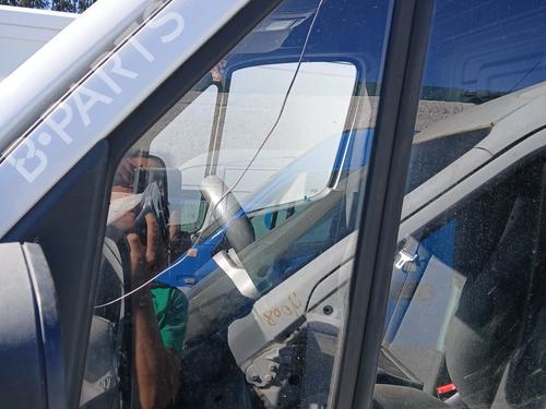 Used Front left quarter glass Front left quarter glass MERCEDES-BENZ SPRINTER 3,5-t Van (B907, B910) 311 CDI (910.631, 910.633) (114 hp) 33606625 33606625