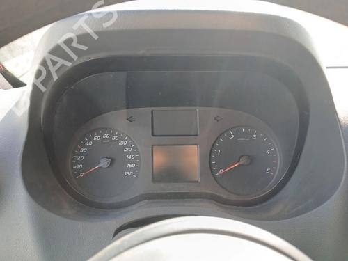 Used Instrument cluster Instrument cluster MERCEDES-BENZ SPRINTER 3,5-t Van (B907, B910) 311 CDI (910.631, 910.633) (114 hp) 33606640 33606640