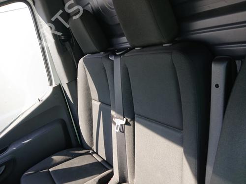 Used Right front seat Right front seat MERCEDES-BENZ SPRINTER 3,5-t Van (B907, B910) 311 CDI (910.631, 910.633) (114 hp) 33606641 33606641