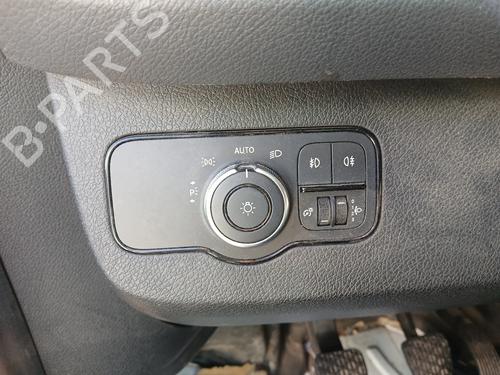 Used Headlight switch Headlight switch MERCEDES-BENZ SPRINTER 3,5-t Van (B907, B910) 311 CDI (910.631, 910.633) (114 hp) 33606636 33606636