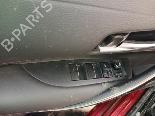 Used Left front window switch Left front window switch TOYOTA COROLLA Hatchback (_E21_, _EA1_, _EH1_) 1.8 Hybrid (ZWE211, ZWE219) (122 hp) 33627516 33627516