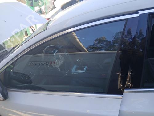 front-left-door-window-volvo-v40-hatchback-525-2012-2013-2014-2015-2016-2017-2018-2019-33656013 main image