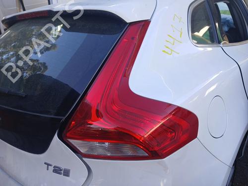 Used Right taillight Right taillight VOLVO V40 Hatchback (525) T2 (122 hp) 33656024 33656024