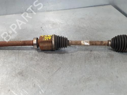 Used Right front driveshaft Right front driveshaft DACIA DUSTER (HS_) 1.2 TCe 125 (125 hp) 33676383 33676383