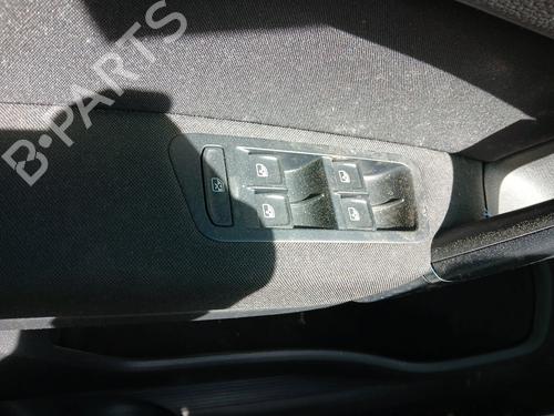Used Left front window switch Left front window switch VW GOLF SPORTSVAN VII (AM1, AN1) 1.4 TSI (150 hp) 33695947 33695947