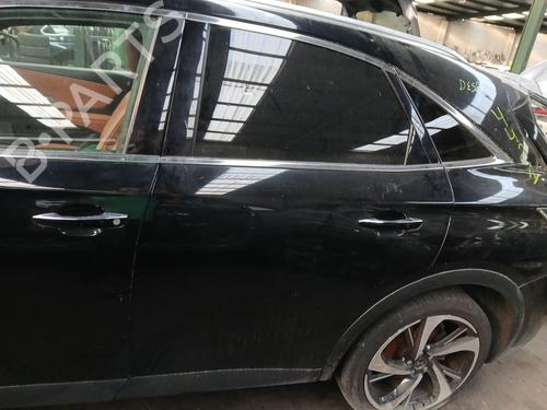 Used Left rear door Left rear door DS DS 7 Crossback (J4_, JR_, JC_) 2.0 BlueHDi 180 (JJEHZR) (177 hp) 33707044 33707044