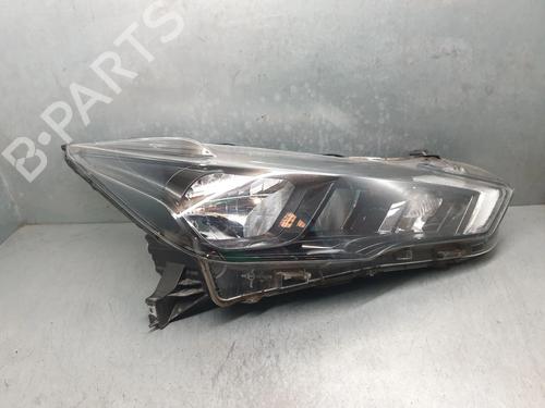 Used Right headlight Right headlight NISSAN MICRA V (K14) 1.0 IG-T (92 hp) 32338957 32338957