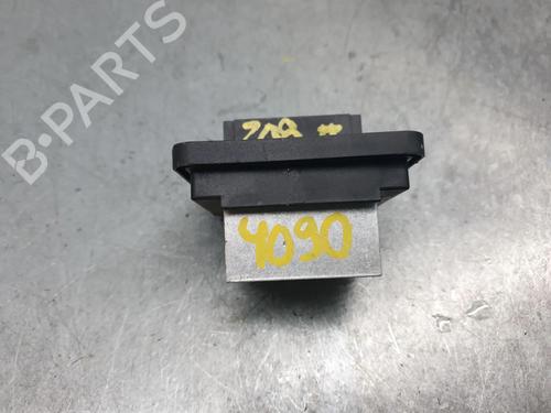 Used Heater resistor Heater resistor PEUGEOT 208 II (UB_, UP_, UW_, UJ_) 1.2 PureTech 100 (101 hp) 33797432 33797432