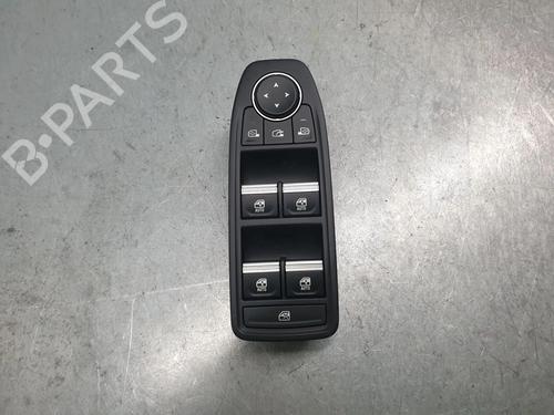 Used Left front window switch Left front window switch RENAULT SCENIC E-TECH PHASE I EV87 (218 hp) 32305368 32305368