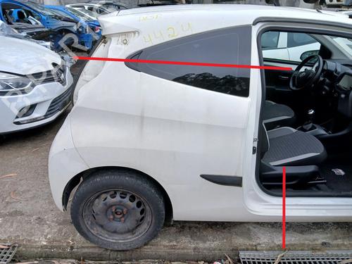 Bagstkærm Højre Bagstkærm Højre TOYOTA AYGO (_B4_) 1.0 VVTi (KGB40) (72 hp) 33800748 33800748