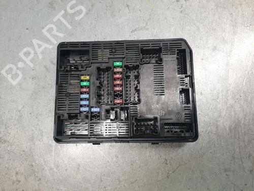 Caja reles / fusibles Caja reles / fusibles RENAULT TRAFIC III Van (FG_) 2.0 dCi 130 (FGMY) (131 hp) 33819220 33819220
