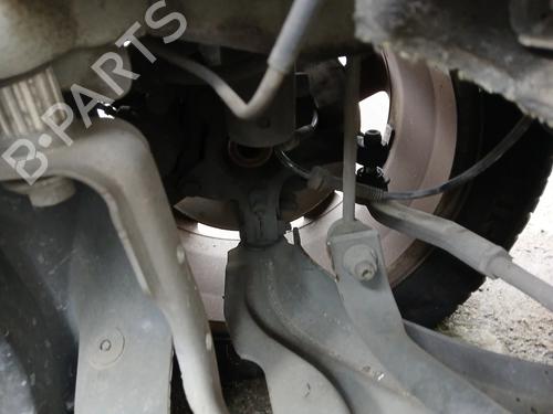 Used Right front steering knuckle Right front steering knuckle RENAULT CLIO IV (BH_) 0.9 TCe 90 (BHNF, BHMA, BHMH, BHJK, BHJR) (90 hp) 33833720 33833720