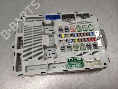 Caixa de fusíveis Caixa de fusíveis JAGUAR XF I (X250) 2.2 D (200 hp) 33871882 33871882