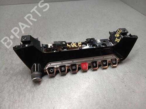 Used Switch Switch PEUGEOT 208 II (UB_, UP_, UW_, UJ_) e-208 (136 hp) 33871889 33871889
