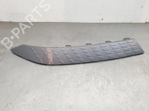 Grelha Grelha RENAULT CAPTUR II (HF_) TCe 140 (HFN0) (140 hp) 33875949 33875949