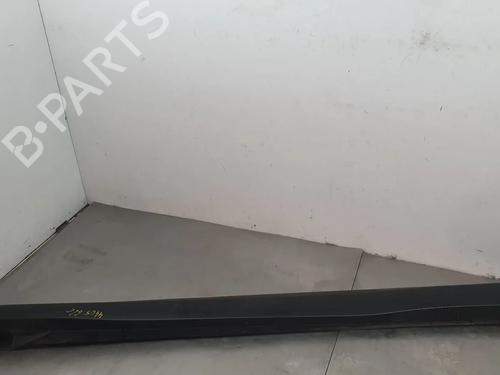 Højre sidekjole Højre sidekjole MERCEDES-BENZ GLC (X253) 250 d 4-matic (253.909) (204 hp) 33934765 33934765